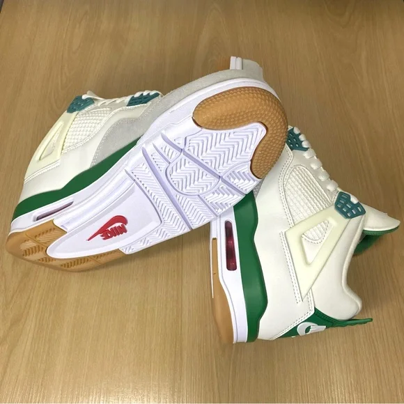 Women's Sneakers -Jordan 4 Retro SB ‘Pine Green’ - Picture 6 of 8